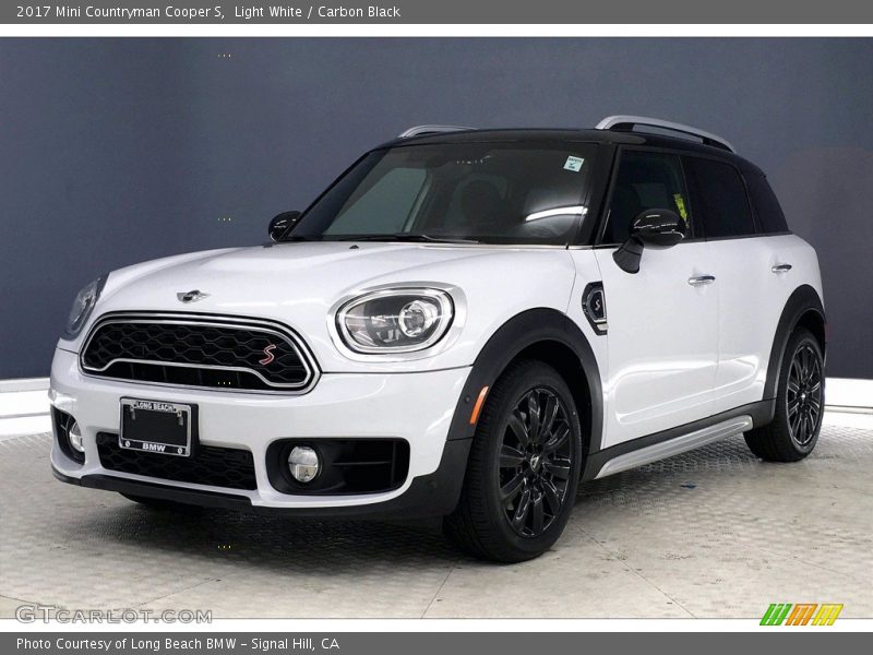 Light White / Carbon Black 2017 Mini Countryman Cooper S
