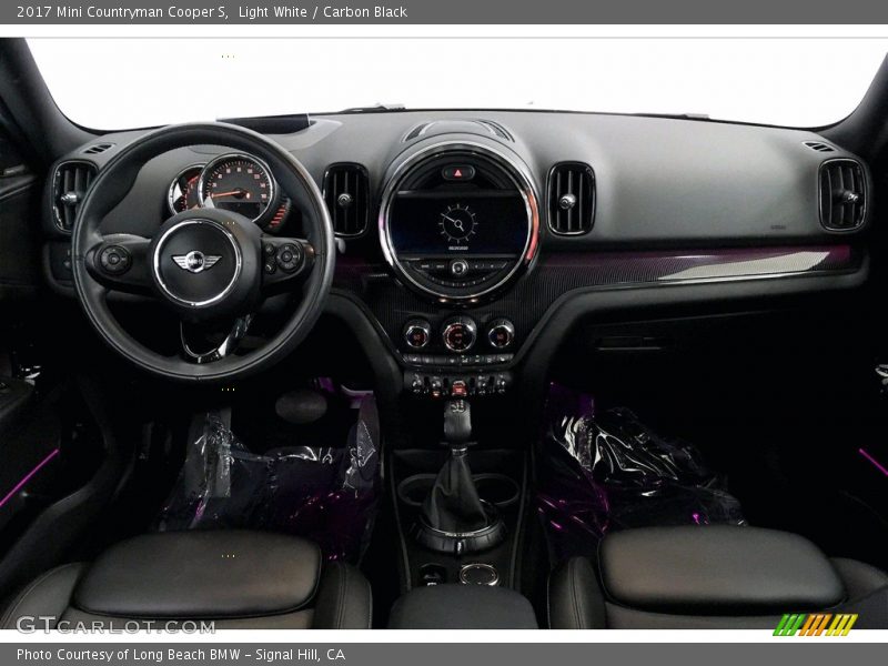Light White / Carbon Black 2017 Mini Countryman Cooper S