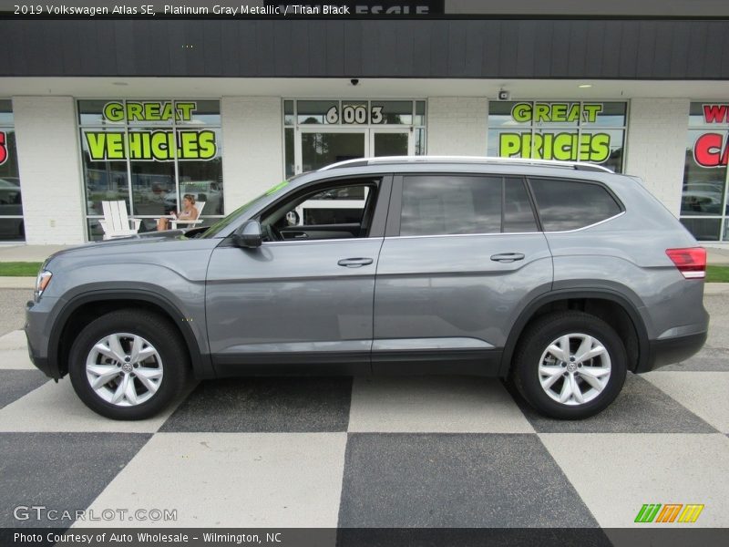 Platinum Gray Metallic / Titan Black 2019 Volkswagen Atlas SE