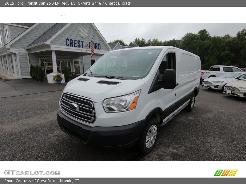 Oxford White / Charcoal black 2019 Ford Transit Van 250 LR Regular