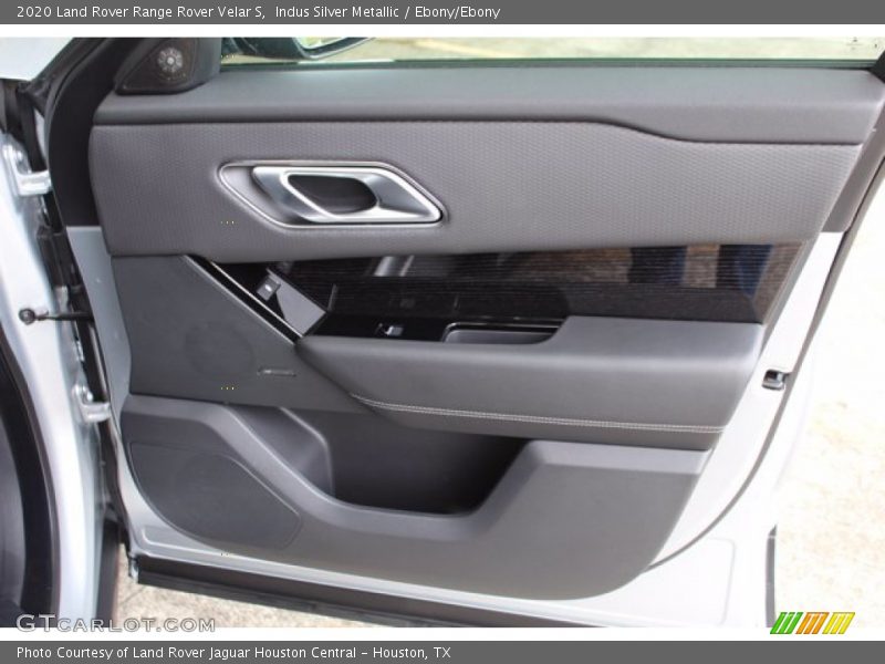 Door Panel of 2020 Range Rover Velar S