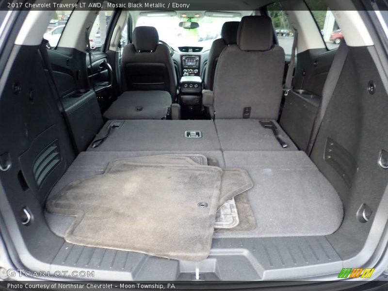 Mosaic Black Metallic / Ebony 2017 Chevrolet Traverse LT AWD