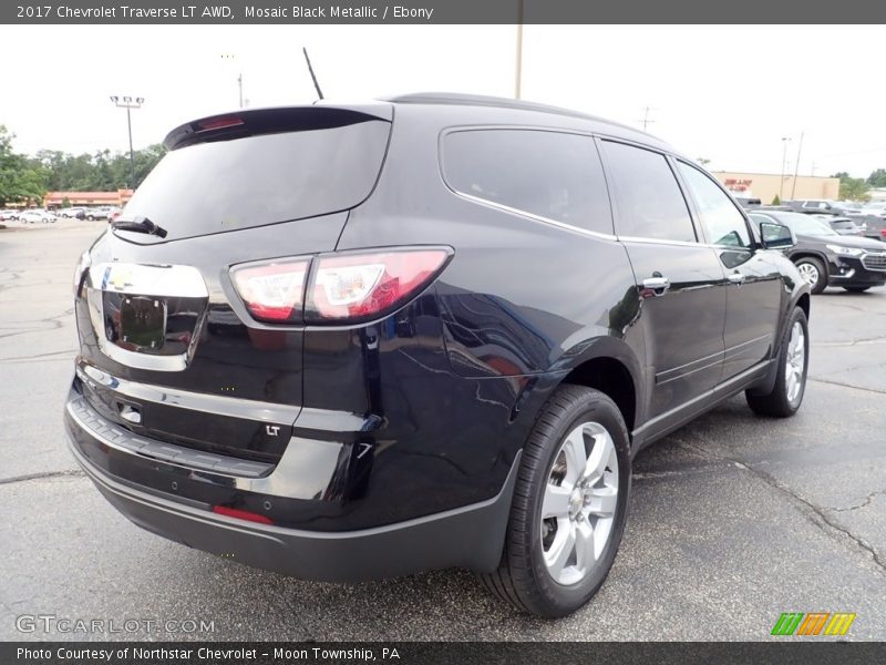 Mosaic Black Metallic / Ebony 2017 Chevrolet Traverse LT AWD