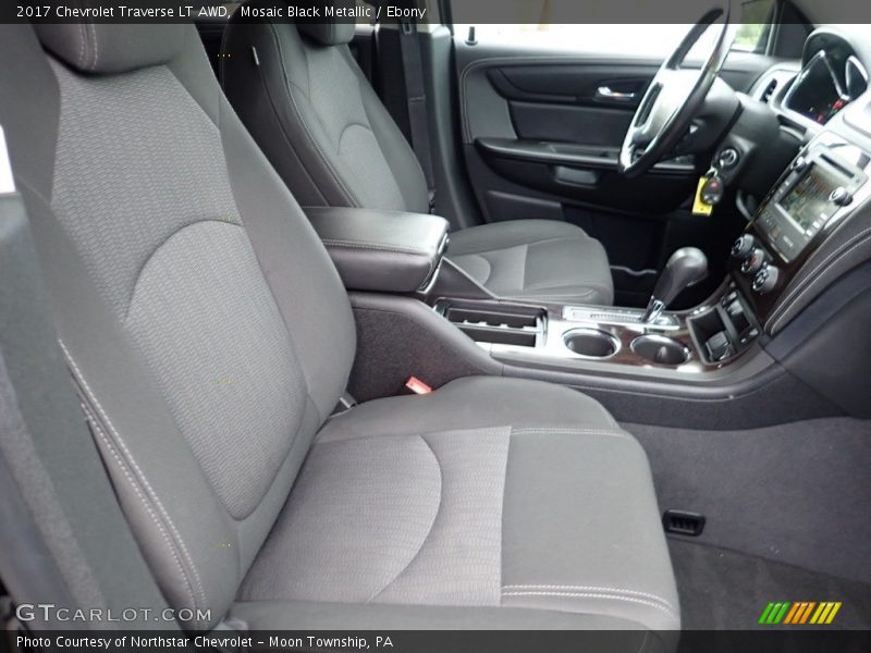 Mosaic Black Metallic / Ebony 2017 Chevrolet Traverse LT AWD
