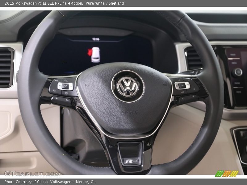  2019 Atlas SEL R-Line 4Motion Steering Wheel