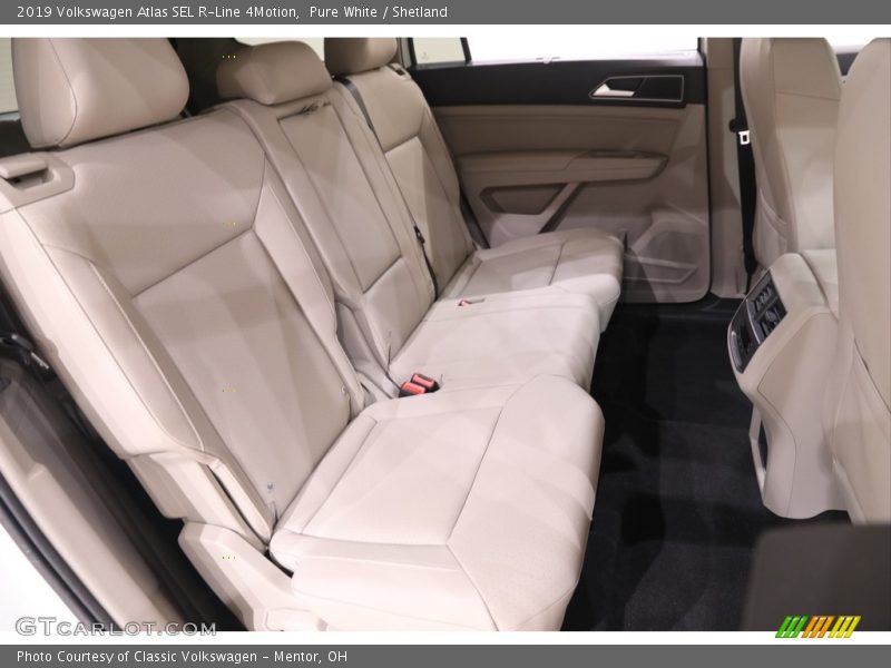Rear Seat of 2019 Atlas SEL R-Line 4Motion