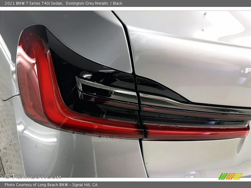 Donington Grey Metallic / Black 2021 BMW 7 Series 740i Sedan