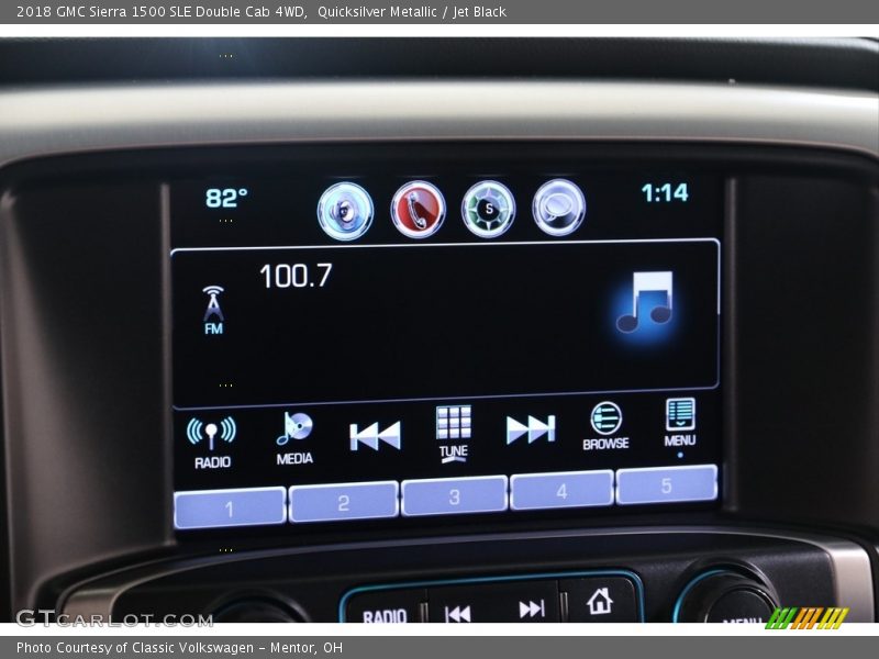 Quicksilver Metallic / Jet Black 2018 GMC Sierra 1500 SLE Double Cab 4WD