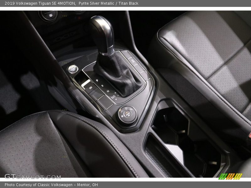 Pyrite Silver Metallic / Titan Black 2019 Volkswagen Tiguan SE 4MOTION