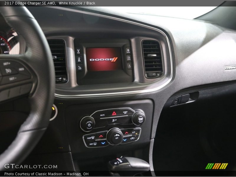 White Knuckle / Black 2017 Dodge Charger SE AWD