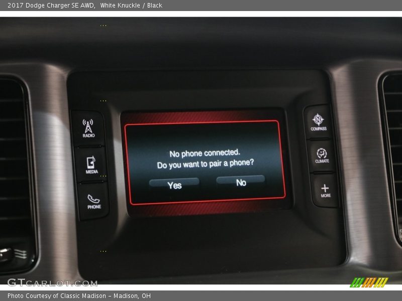 White Knuckle / Black 2017 Dodge Charger SE AWD