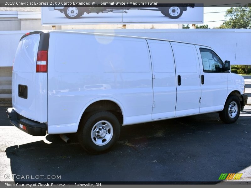 Summit White / Medium Pewter 2018 Chevrolet Express 2500 Cargo Extended WT