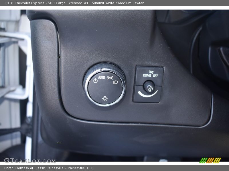 Summit White / Medium Pewter 2018 Chevrolet Express 2500 Cargo Extended WT