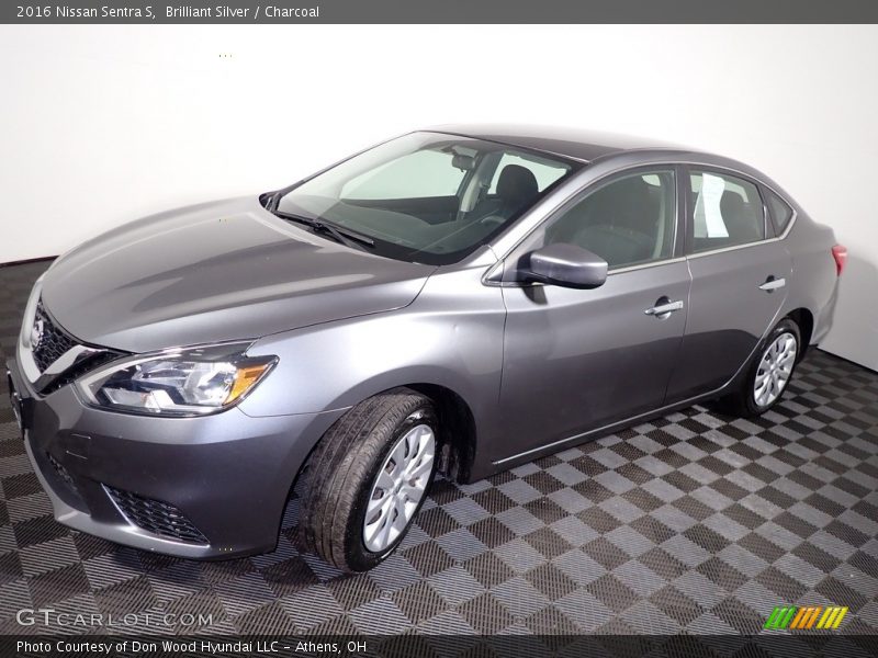 Brilliant Silver / Charcoal 2016 Nissan Sentra S