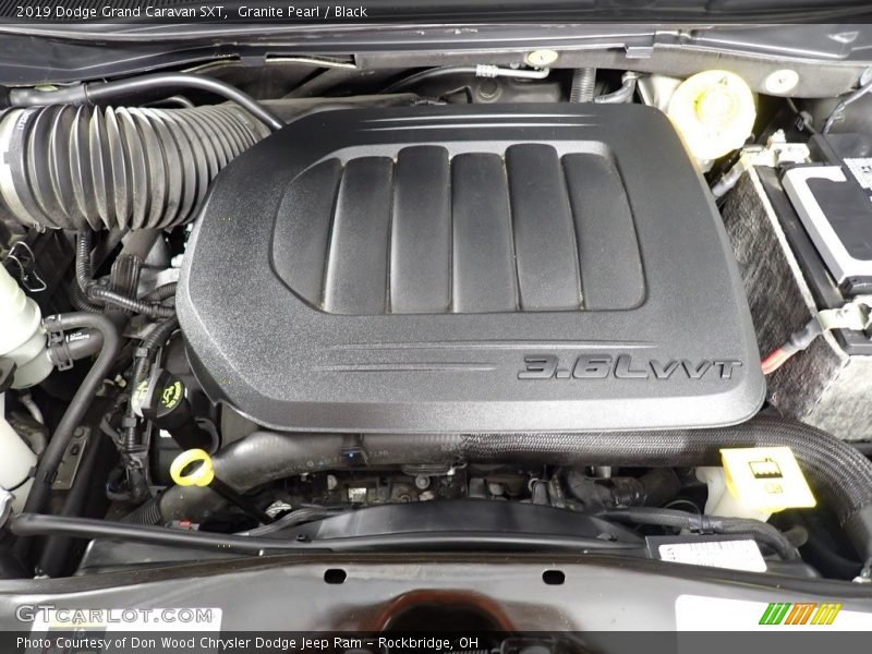 Granite Pearl / Black 2019 Dodge Grand Caravan SXT
