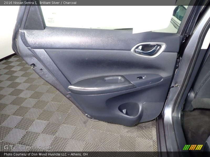 Brilliant Silver / Charcoal 2016 Nissan Sentra S