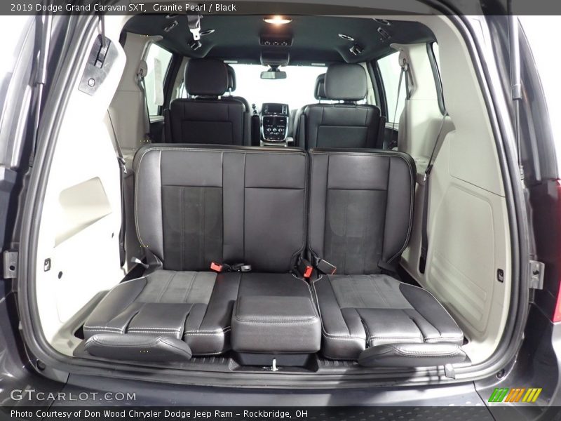 Granite Pearl / Black 2019 Dodge Grand Caravan SXT