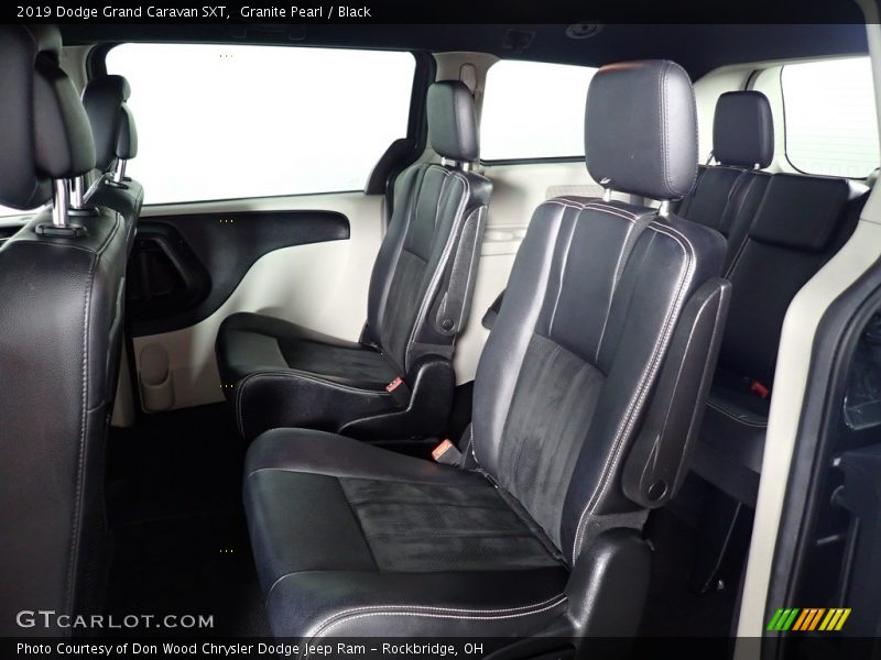 Granite Pearl / Black 2019 Dodge Grand Caravan SXT