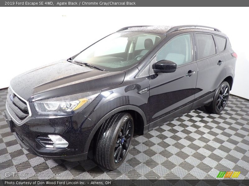 Agate Black / Chromite Gray/Charcoal Black 2019 Ford Escape SE 4WD
