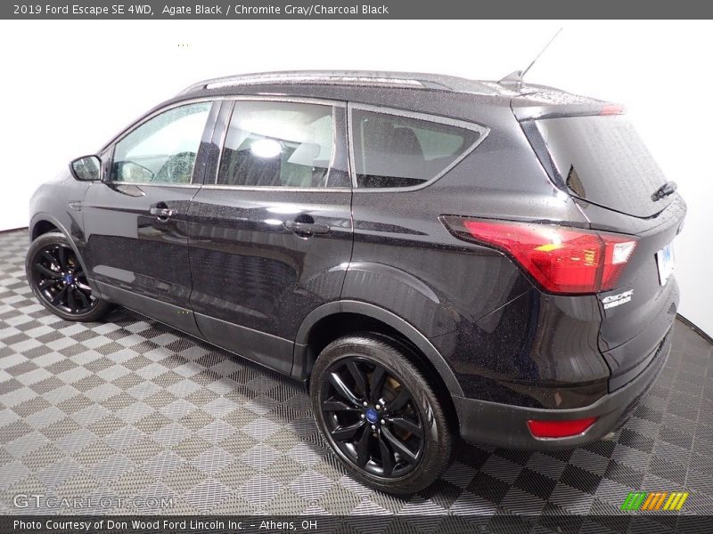Agate Black / Chromite Gray/Charcoal Black 2019 Ford Escape SE 4WD