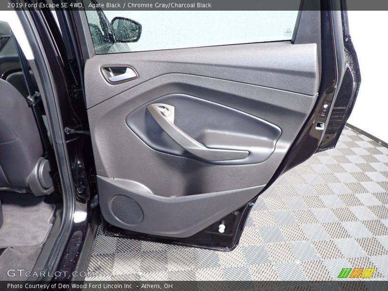 Agate Black / Chromite Gray/Charcoal Black 2019 Ford Escape SE 4WD