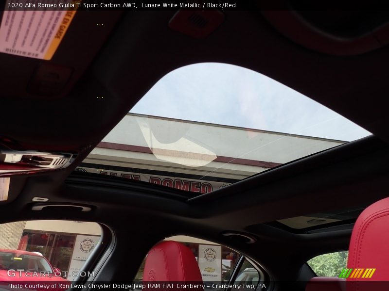 Lunare White Metallic / Black/Red 2020 Alfa Romeo Giulia TI Sport Carbon AWD