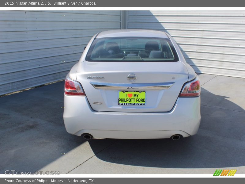 Brilliant Silver / Charcoal 2015 Nissan Altima 2.5 S