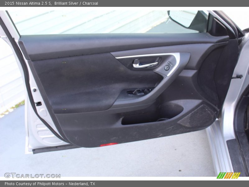 Brilliant Silver / Charcoal 2015 Nissan Altima 2.5 S