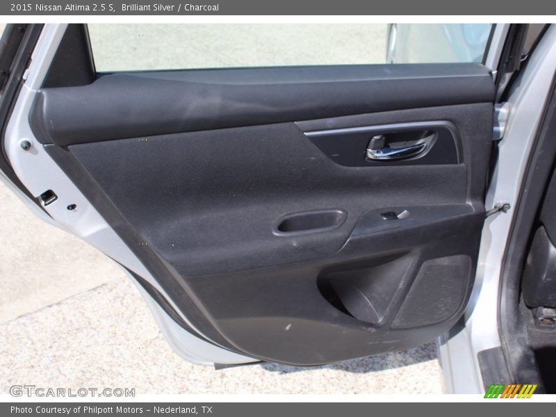Brilliant Silver / Charcoal 2015 Nissan Altima 2.5 S