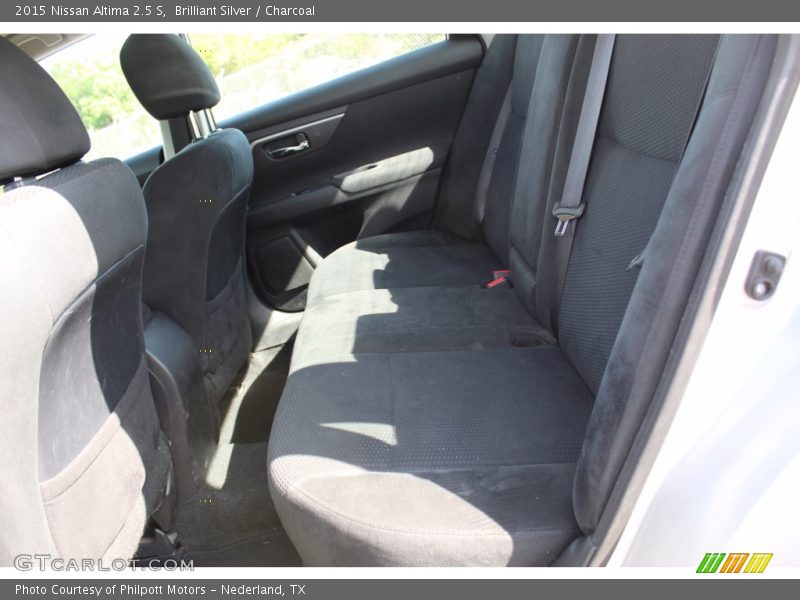 Brilliant Silver / Charcoal 2015 Nissan Altima 2.5 S