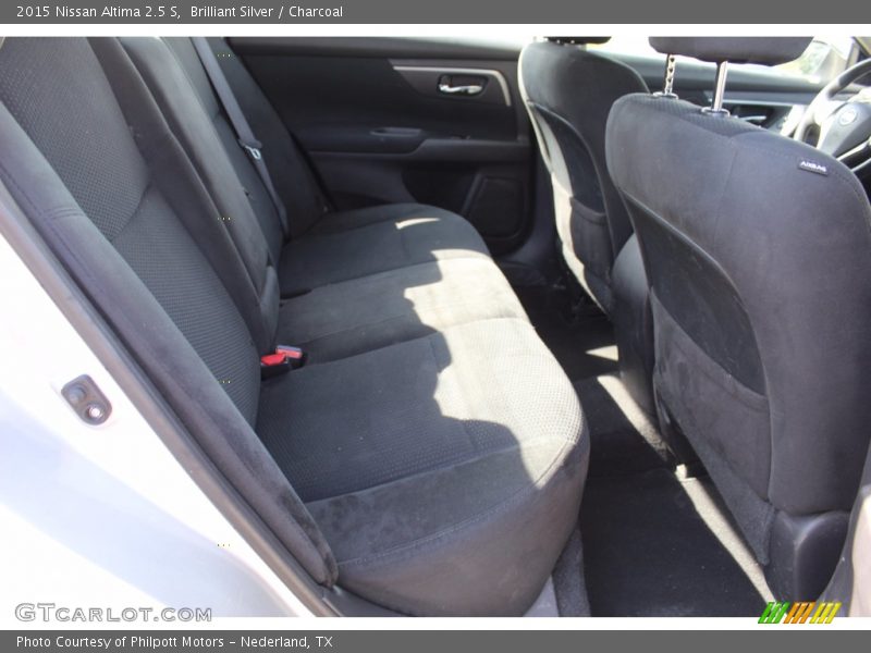 Brilliant Silver / Charcoal 2015 Nissan Altima 2.5 S