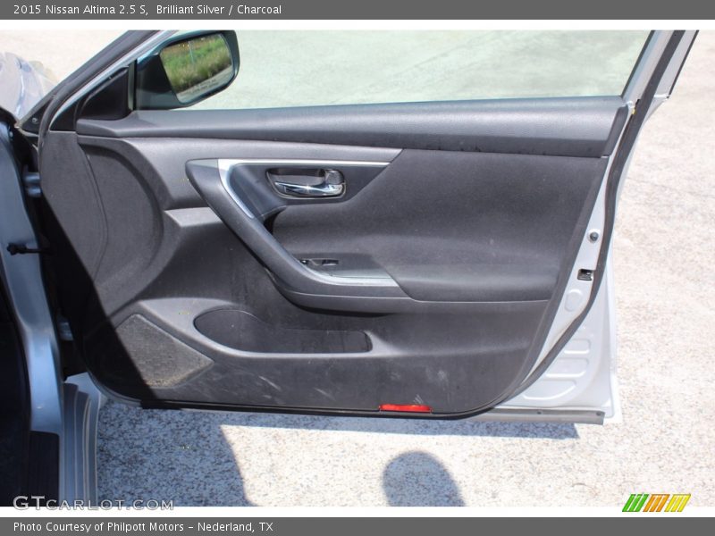 Brilliant Silver / Charcoal 2015 Nissan Altima 2.5 S