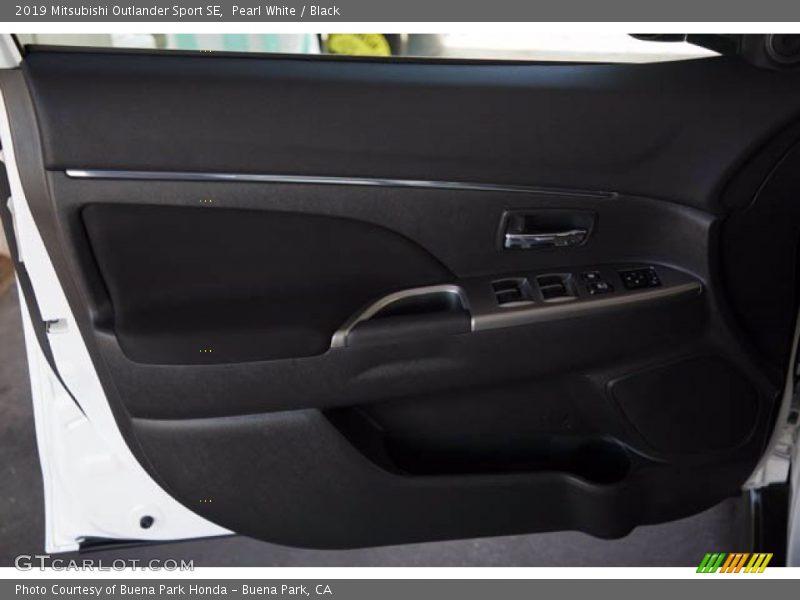 Door Panel of 2019 Outlander Sport SE