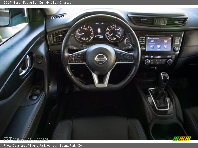 Gun Metallic / Charcoal 2017 Nissan Rogue SL