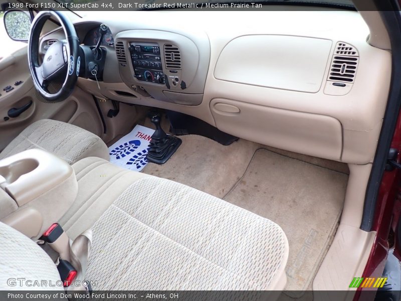 Dashboard of 1998 F150 XLT SuperCab 4x4