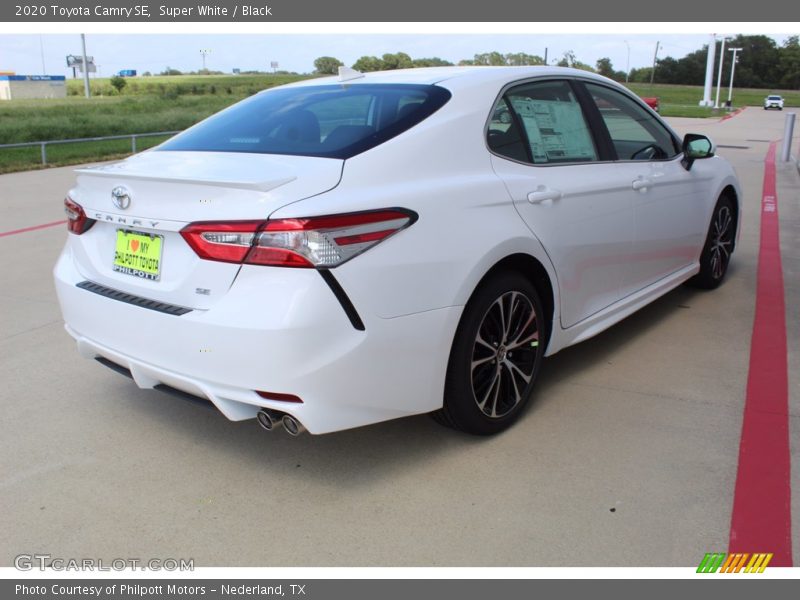 Super White / Black 2020 Toyota Camry SE