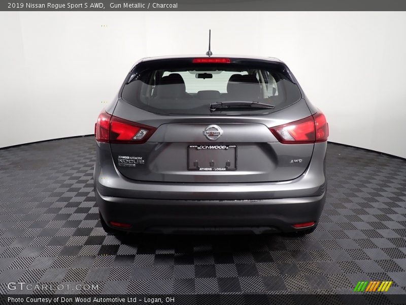 Gun Metallic / Charcoal 2019 Nissan Rogue Sport S AWD