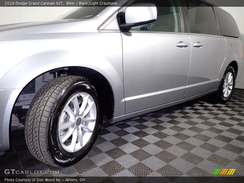 Billet / Black/Light Graystone 2019 Dodge Grand Caravan SXT