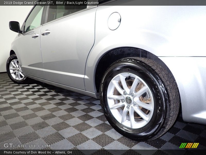 Billet / Black/Light Graystone 2019 Dodge Grand Caravan SXT