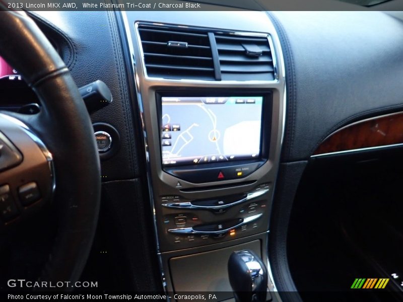 White Platinum Tri-Coat / Charcoal Black 2013 Lincoln MKX AWD