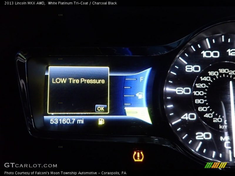 White Platinum Tri-Coat / Charcoal Black 2013 Lincoln MKX AWD