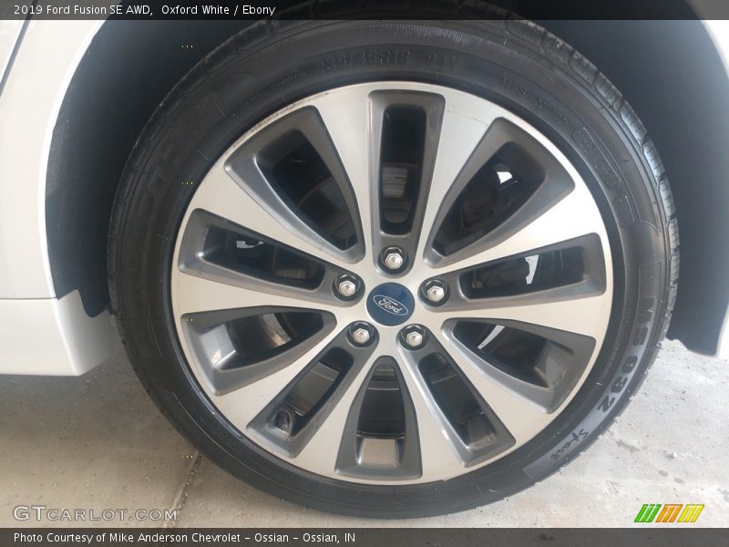 Oxford White / Ebony 2019 Ford Fusion SE AWD