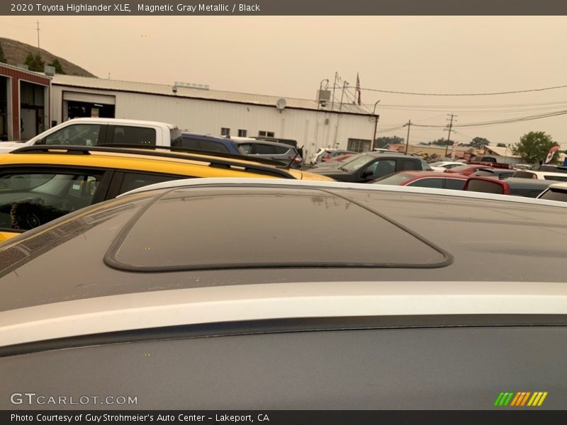 Magnetic Gray Metallic / Black 2020 Toyota Highlander XLE