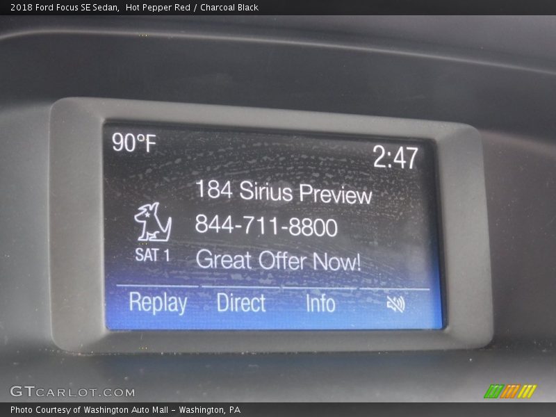 Hot Pepper Red / Charcoal Black 2018 Ford Focus SE Sedan