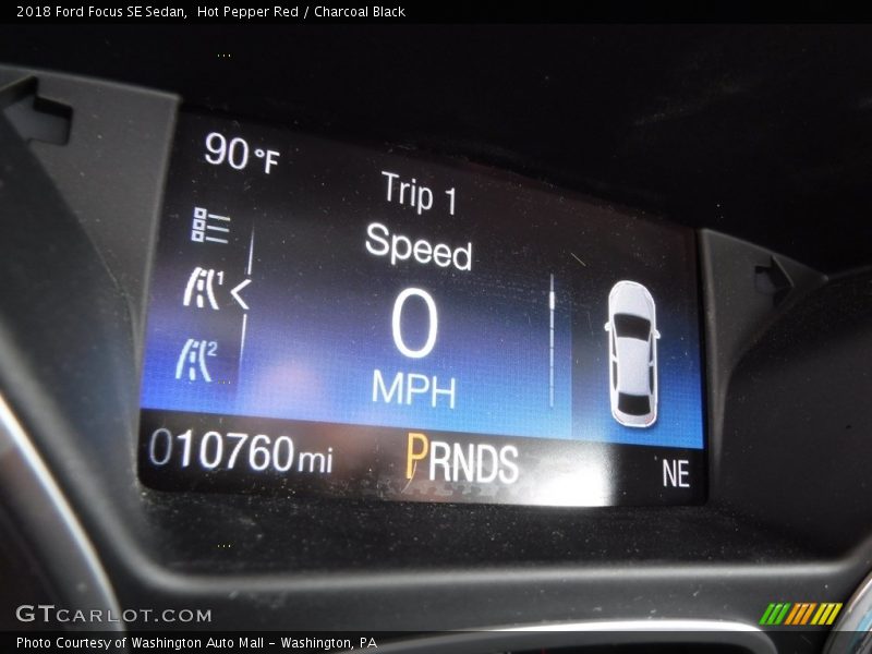 Hot Pepper Red / Charcoal Black 2018 Ford Focus SE Sedan