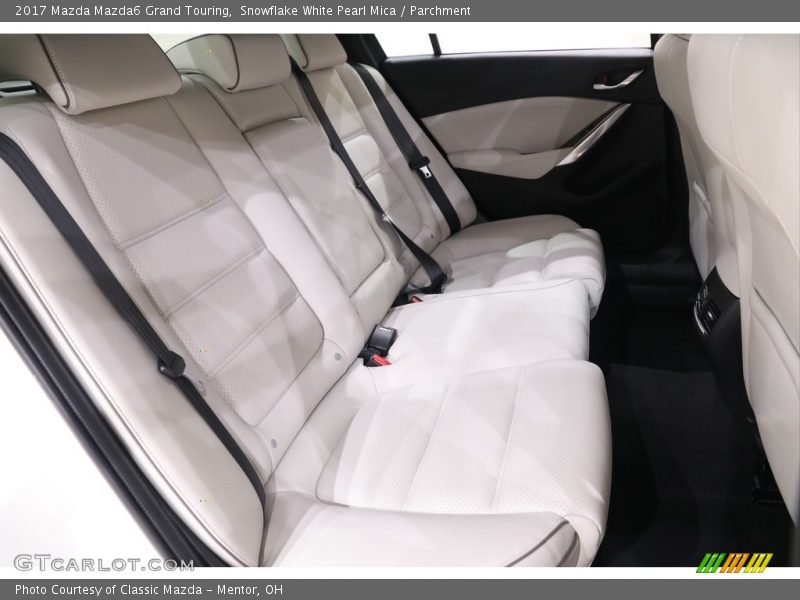 Snowflake White Pearl Mica / Parchment 2017 Mazda Mazda6 Grand Touring