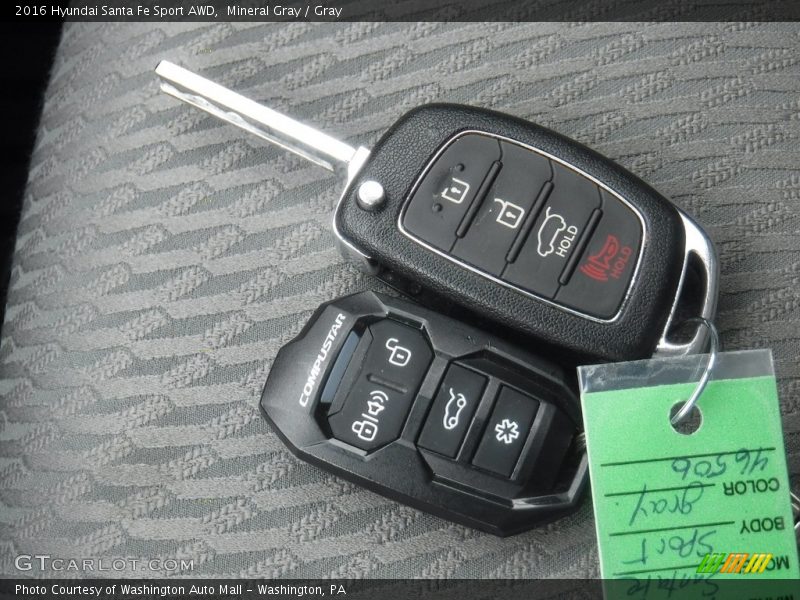 Keys of 2016 Santa Fe Sport AWD
