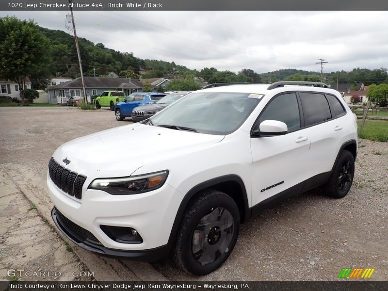 Bright White / Black 2020 Jeep Cherokee Altitude 4x4