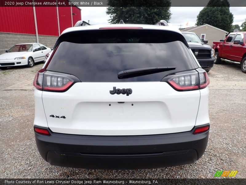 Bright White / Black 2020 Jeep Cherokee Altitude 4x4