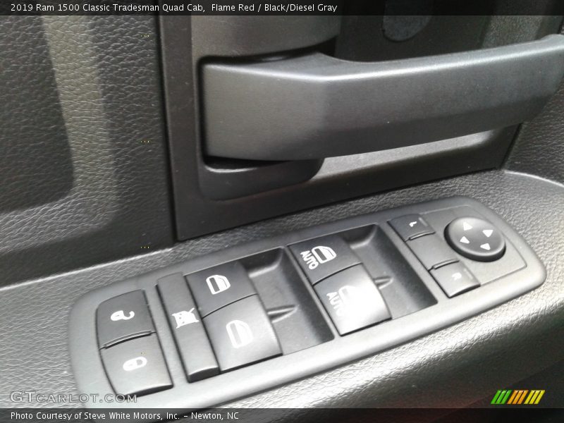 Flame Red / Black/Diesel Gray 2019 Ram 1500 Classic Tradesman Quad Cab